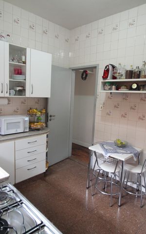 Casa à venda com 280m², 3 quartos e 4 vagasCozinha