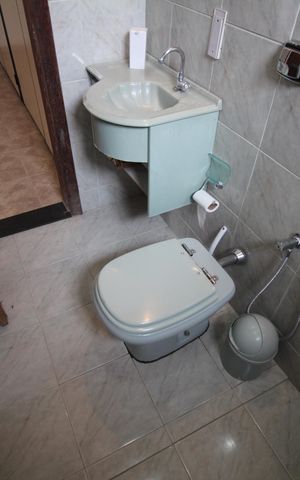 Casa à venda com 280m², 3 quartos e 4 vagasBanheiro 2