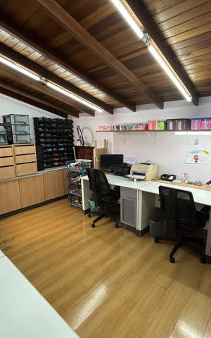Casa à venda com 210m², 3 quartos e 6 vagas