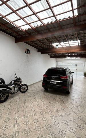 Casa à venda com 210m², 3 quartos e 6 vagas