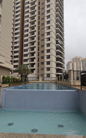 Apartamento à venda com 96m², 2 quartos e 2 vagasÁrea comum - Piscina