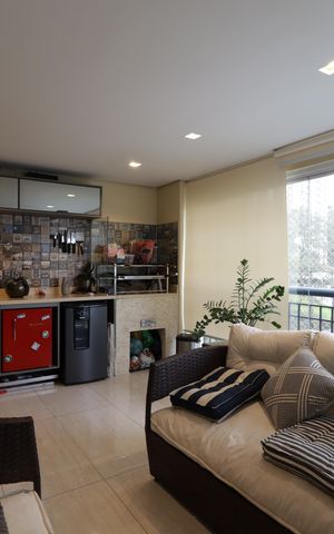 Apartamento à venda com 96m², 2 quartos e 2 vagasVaranda gourmet