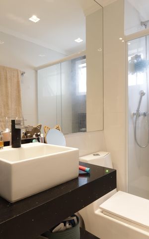 Apartamento à venda com 96m², 2 quartos e 2 vagasBanheiro da Suíte 2