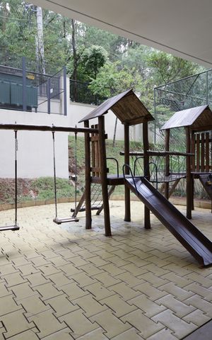 Apartamento à venda com 96m², 2 quartos e 2 vagasÁrea comum - Playground