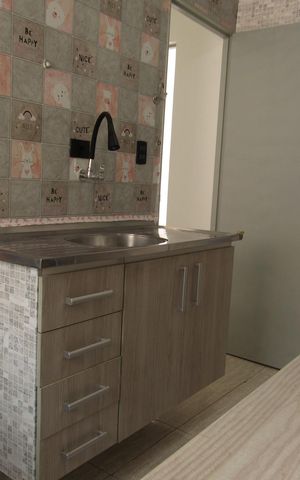 Apartamento à venda com 50m², 2 quartos e 1 vagaCozinha e Área de Serviço