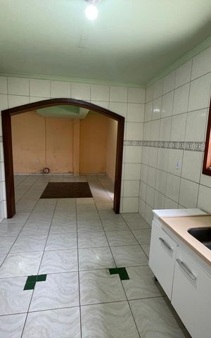 Casa à venda com 300m², 3 quartos e 2 vagas Casa à venda com 300m², 3 quartos e 2 vagasCozinha