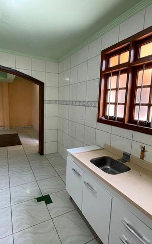 Casa à venda com 300m², 3 quartos e 2 vagas Casa à venda com 300m², 3 quartos e 2 vagasCozinha