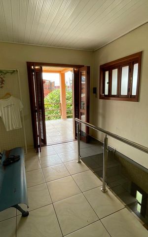 Casa à venda com 300m², 3 quartos e 2 vagas Casa à venda com 300m², 3 quartos e 2 vagasCorredor