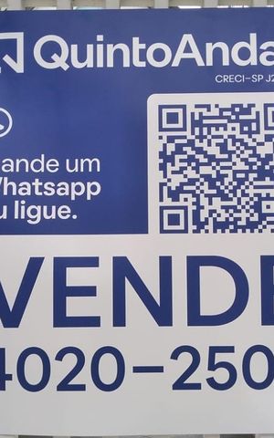 Casa à venda com 373m², 6 quartos e 4 vagas Casa à venda com 373m², 6 quartos e 4 vagasFachada