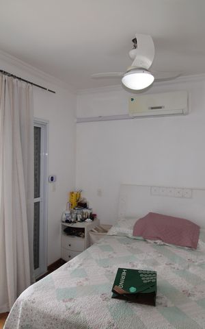 Casa à venda com 373m², 6 quartos e 4 vagasQuarto 1