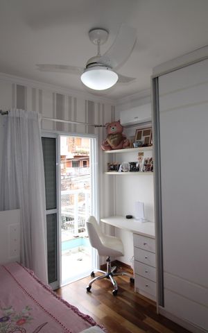 Casa à venda com 373m², 6 quartos e 4 vagasQuarto 4