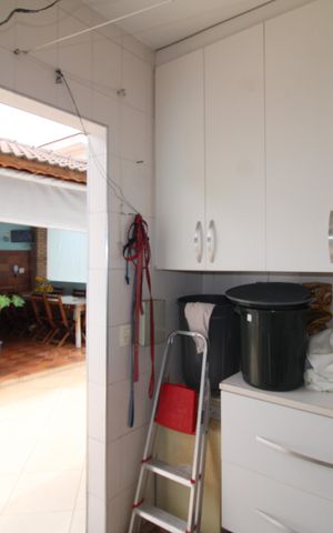Casa à venda com 373m², 6 quartos e 4 vagasÁrea de Serviço