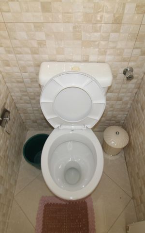 Casa à venda com 373m², 6 quartos e 4 vagasÁrea Comum - Banheiro