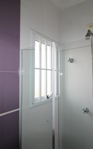 Casa à venda com 373m², 6 quartos e 4 vagasBanheiro