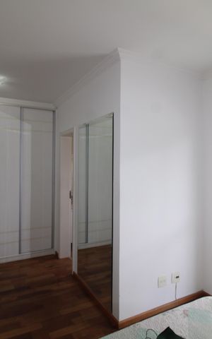 Casa à venda com 373m², 6 quartos e 4 vagasQuarto 1