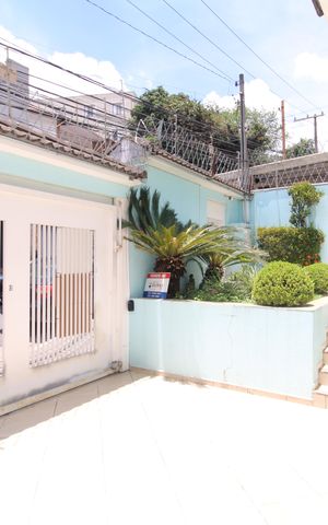 Casa à venda com 373m², 6 quartos e 4 vagasGaragem