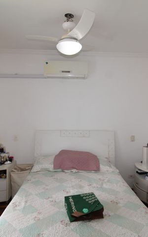 Casa à venda com 373m², 6 quartos e 4 vagasQuarto 1