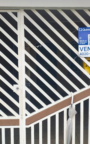 Casa à venda com 180m², 3 quartos e 2 vagas Casa à venda com 180m², 3 quartos e 2 vagasplaca
