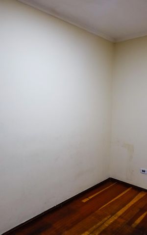 Casa à venda com 180m², 3 quartos e 2 vagas Casa à venda com 180m², 3 quartos e 2 vagasQuarto 1