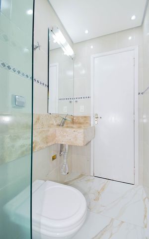 Casa à venda com 88m², 2 quartos e 2 vagas Casa à venda com 88m², 2 quartos e 2 vagasBanheiro Social