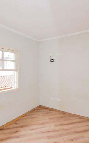 Casa à venda com 88m², 2 quartos e 2 vagas Casa à venda com 88m², 2 quartos e 2 vagasQuarto 1