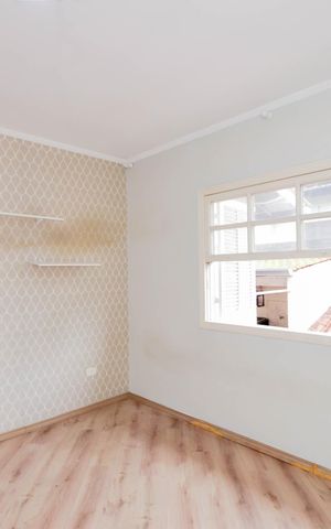 Casa à venda com 88m², 2 quartos e 2 vagas Casa à venda com 88m², 2 quartos e 2 vagasQuarto 1