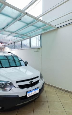 Casa à venda com 88m², 2 quartos e 2 vagas Casa à venda com 88m², 2 quartos e 2 vagasGaragem