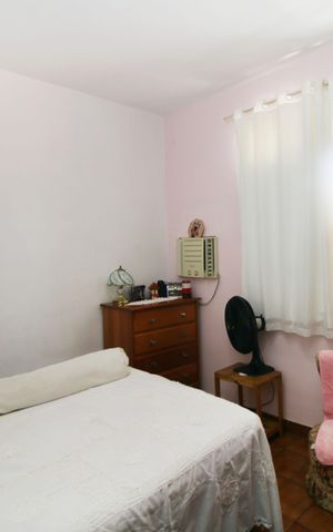 Apartamento à venda com 79m², 3 quartos e 1 vagaQuarto 2