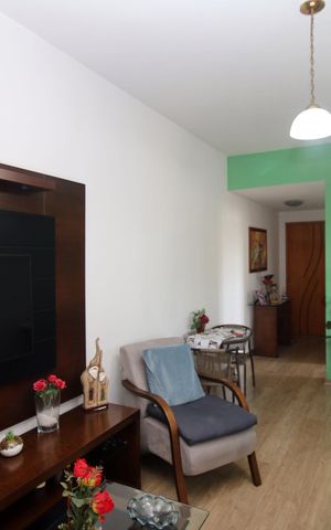 Apartamento à venda com 79m², 3 quartos e 1 vagaSala