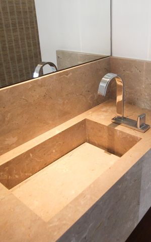 Apartamento à venda com 148m², 2 quartos e 2 vagas Apartamento à venda com 148m², 2 quartos e 2 vagasLavabo
