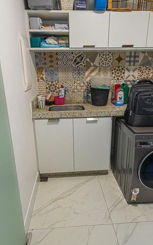 Apartamento à venda com 196m², 4 quartos e 4 vagasarea de serviço