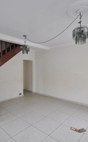 Casa para alugar com 250m², 2 quartos e sem vagaSala