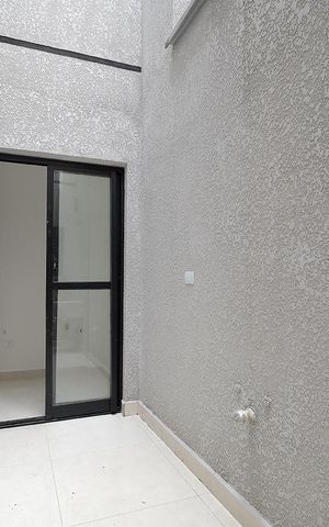 Apartamento à venda com 62m², 2 quartos e 1 vaga Apartamento à venda com 62m², 2 quartos e 1 vagaÁrea de Serviço