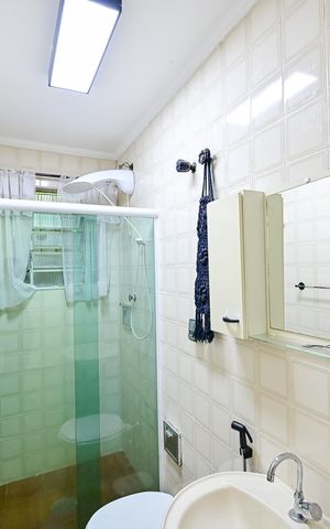 Casa para alugar com 120m², 2 quartos e 1 vaga Casa para alugar com 120m², 2 quartos e 1 vagaBanheiro Social