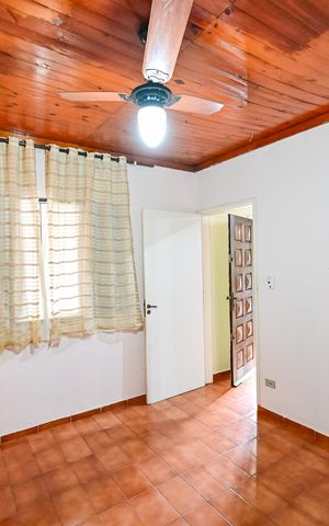 Casa para alugar com 120m², 2 quartos e 1 vaga Casa para alugar com 120m², 2 quartos e 1 vagaQuarto 1