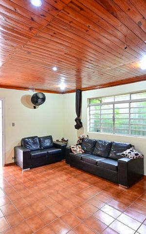 Casa para alugar com 120m², 2 quartos e 1 vaga Casa para alugar com 120m², 2 quartos e 1 vagaSala