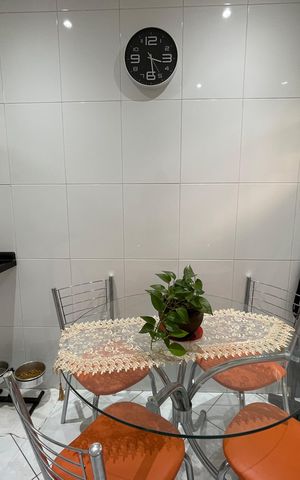 Casa à venda com 122m², 3 quartos e 2 vagas Casa à venda com 122m², 3 quartos e 2 vagasCozinha