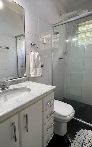 Casa à venda com 122m², 3 quartos e 2 vagas Casa à venda com 122m², 3 quartos e 2 vagasBanheiro 2