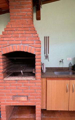 Casa à venda com 122m², 3 quartos e 2 vagas Casa à venda com 122m², 3 quartos e 2 vagasChurrasqueira