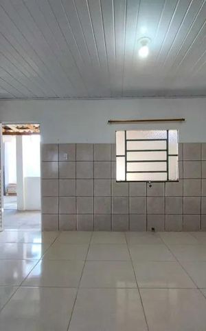 Casa para alugar com 85m², 2 quartos e 3 vagas