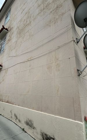 Apartamento à venda com 79m², 2 quartos e 1 vagaFachada