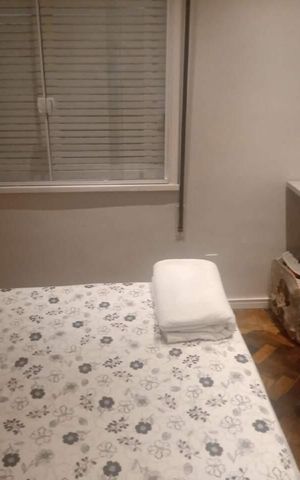 Apartamento à venda com 81m², 3 quartos e sem vaga