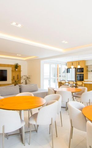 Apartamento à venda com 69m², 2 quartos e 2 vagas Apartamento à venda com 69m², 2 quartos e 2 vagasÁrea comum - Salão de festas