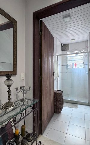 Casa de condomínio à venda com 200m², 3 quartos e sem vaga Casa de condomínio à venda com 200m², 3 quartos e sem vagaCorredor