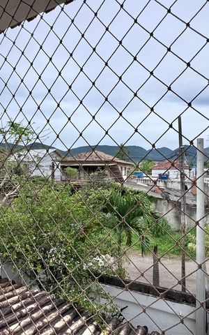 Casa de condomínio à venda com 200m², 3 quartos e sem vaga Casa de condomínio à venda com 200m², 3 quartos e sem vagaVaranda