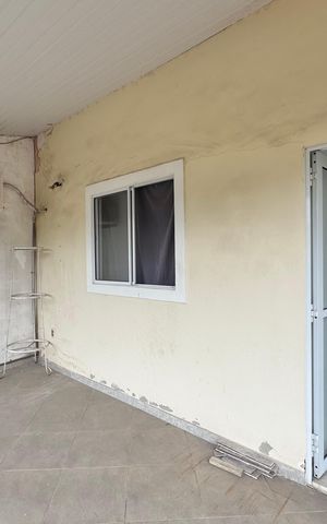 Casa de condomínio à venda com 200m², 3 quartos e sem vaga Casa de condomínio à venda com 200m², 3 quartos e sem vagaVaranda