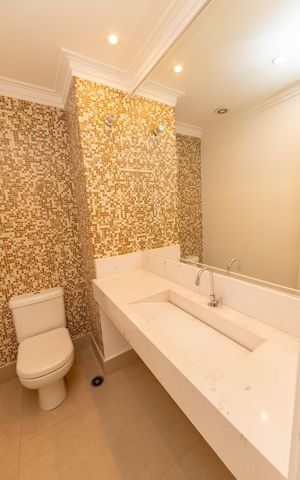 Apartamento à venda com 238m², 4 quartos e 3 vagas Apartamento à venda com 238m², 4 quartos e 3 vagasLavabo