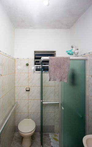 Casa à venda com 70m², 2 quartos e 1 vagaBanheiro