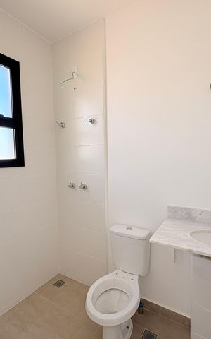 Casa de condomínio à venda com 90m², 2 quartos e 2 vagasBanheiro da Suíte 2