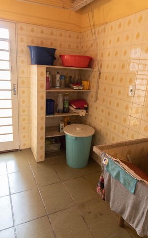 Casa para alugar com 300m², 3 quartos e 3 vagas Casa para alugar com 300m², 3 quartos e 3 vagasÁREA DE SERVIÇO